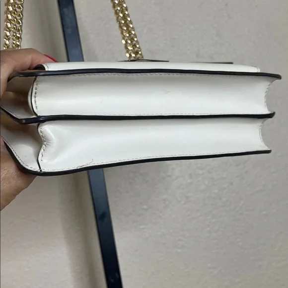 Micheal Korrs Jade Large Tri-Color Leather Crossbody Bag With Gold Tone Chain - Picture 5 of 15